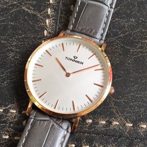 Tonnier rose gold metal quartz watch 40mm W8479G Japan movement